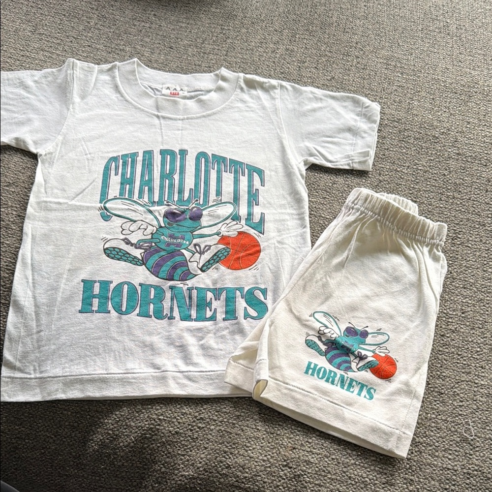 Charlotte Hornets Vintage Graphic Tee & Shorts Set -Teal, Purple, Orange
